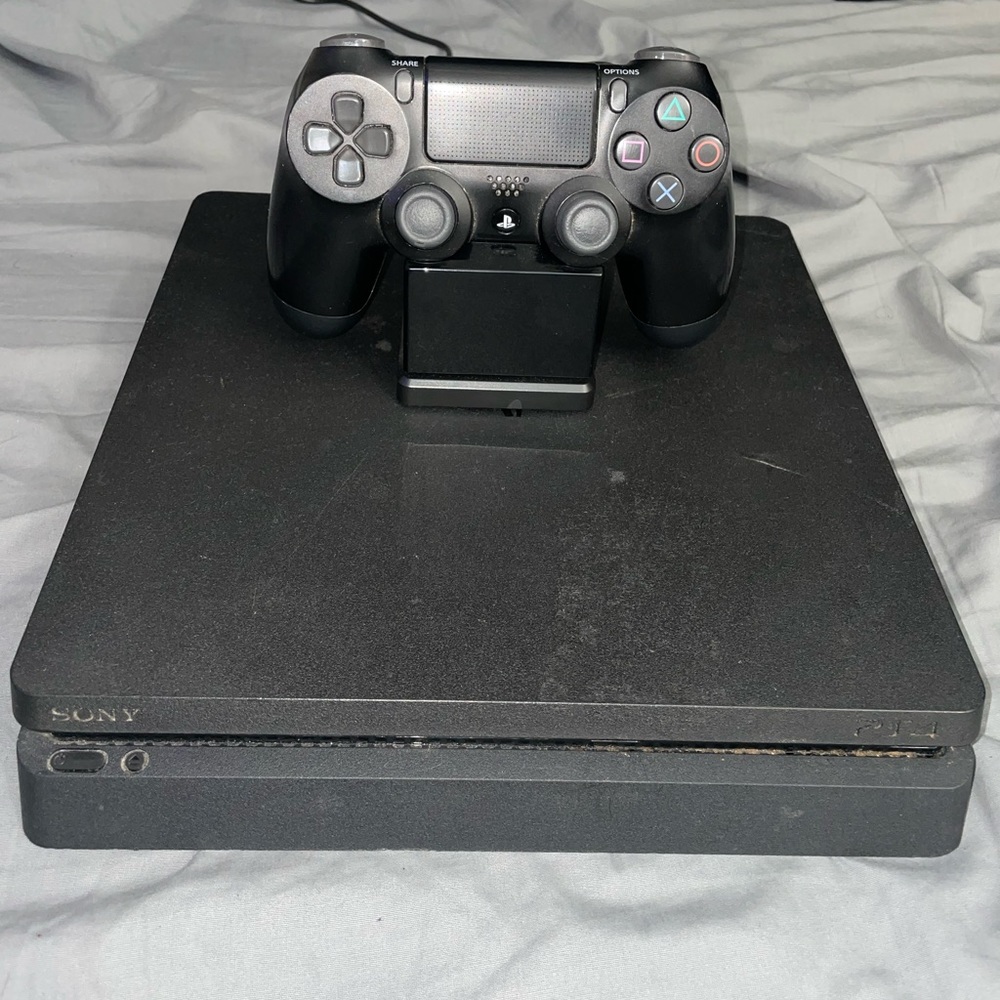 Play station 4
